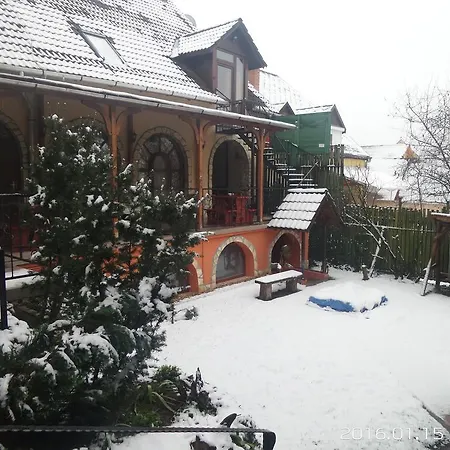 Leganyi Apartmanhaz