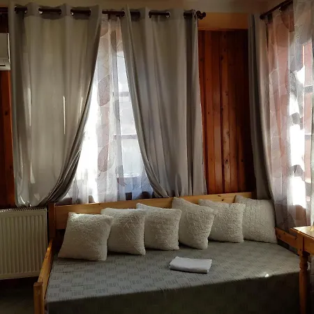 Leganyi Apartmanhaz * Eger