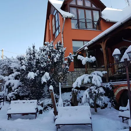 Leganyi Apartmanhaz Lejlighed Eger