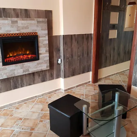 Leganyi Apartmanhaz Apartment *