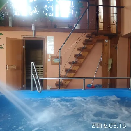 Leganyi Apartmanhaz *