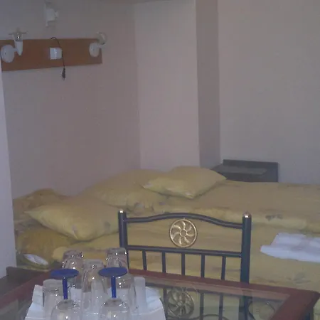 Leganyi Apartmanhaz
