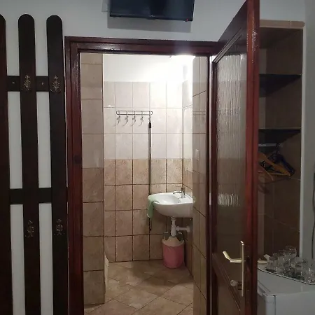 Leganyi Apartmanhaz