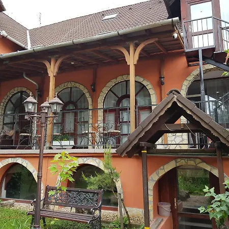 Leganyi Apartmanhaz Lejlighed *