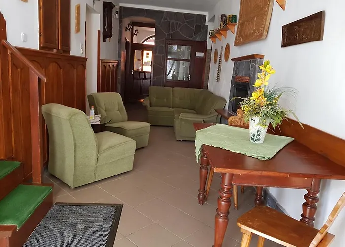 Leganyi Apartmanhaz Έγκερ