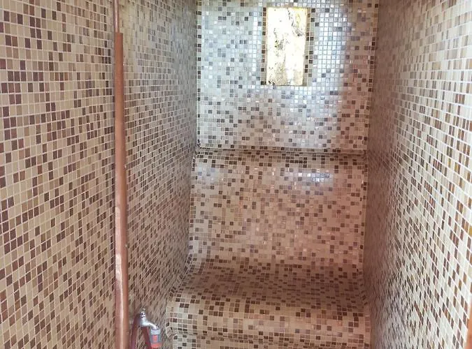 Leganyi Apartmanhaz