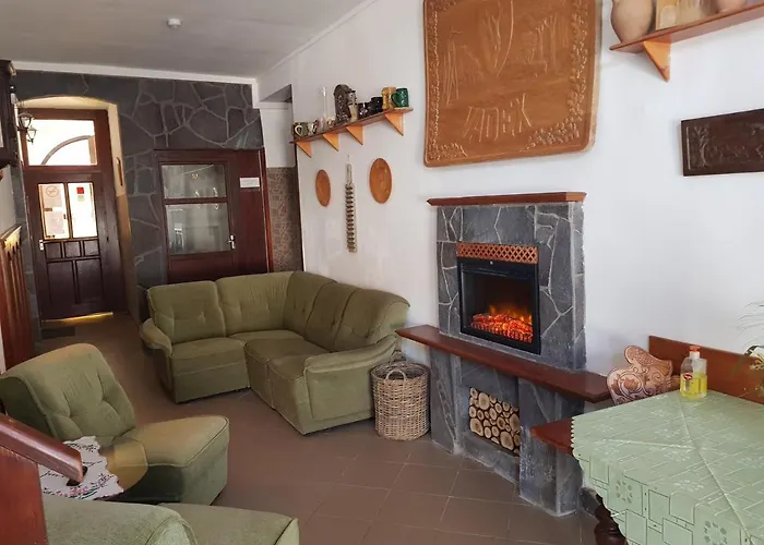 Leganyi Apartmanhaz Έγκερ
