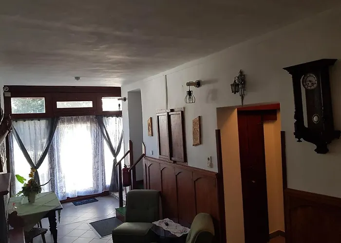 Leganyi Apartmanhaz Διαμέρισμα Έγκερ