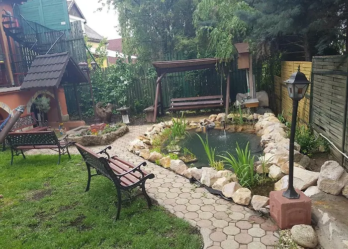 Leganyi Apartmanhaz * Έγκερ