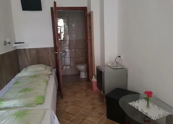 Leganyi Apartmanhaz