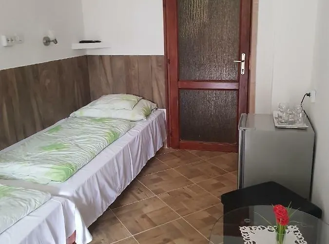 Apartament Leganyi Apartmanhaz *