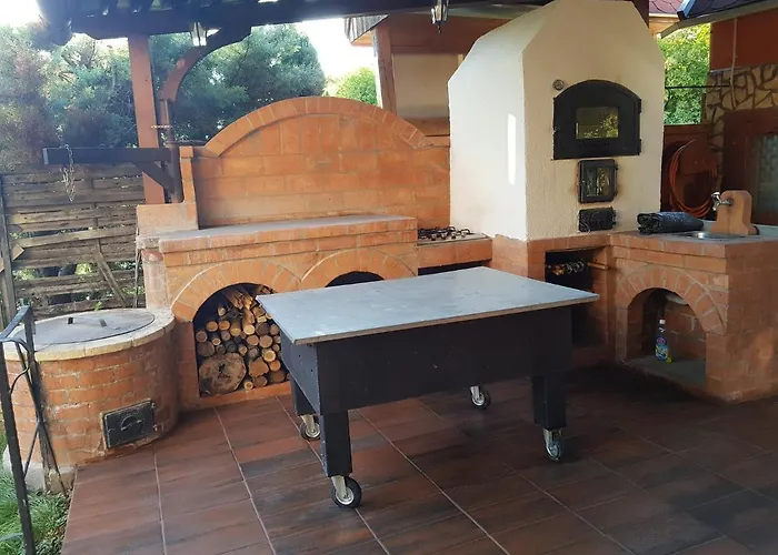 Leganyi Apartmanhaz Διαμέρισμα Έγκερ