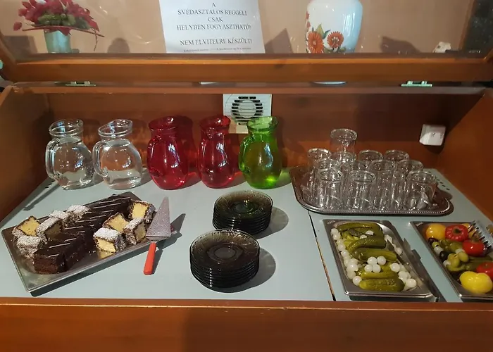 Leganyi Apartmanhaz Έγκερ